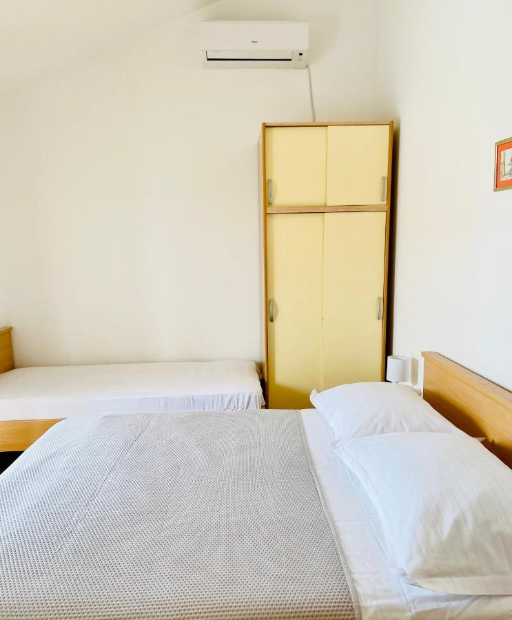 Apartmani Silence 로고즈니차 외부 사진